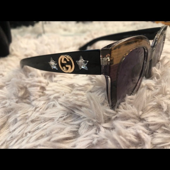 Gucci Oversized — GGo108S Sunglasses